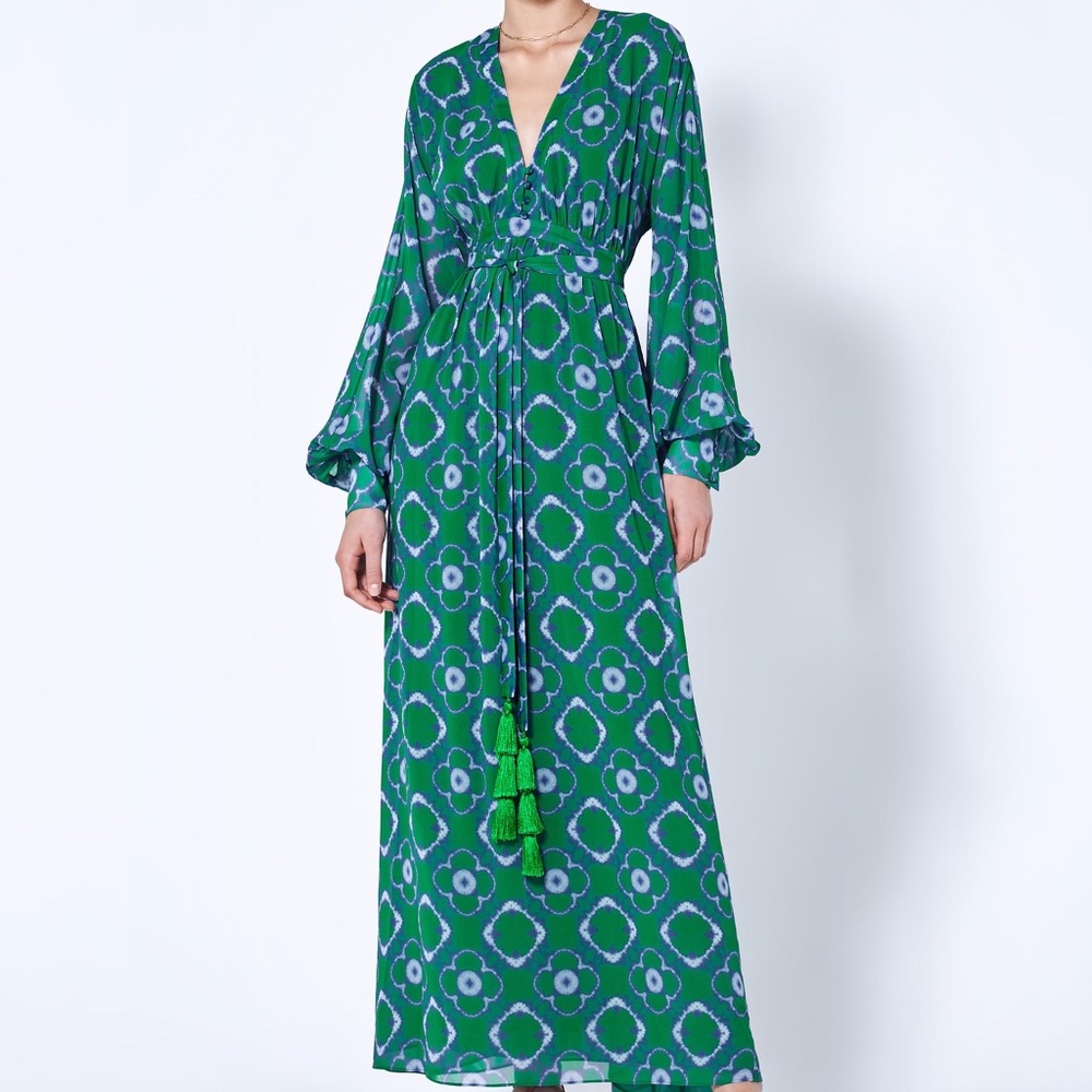ALEXIS SKARLA MAXI